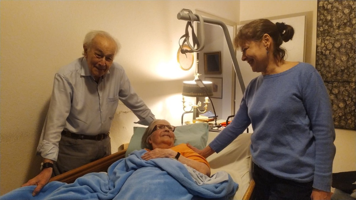 Georges et Alice Dabbous avec la Dre Di Pollina